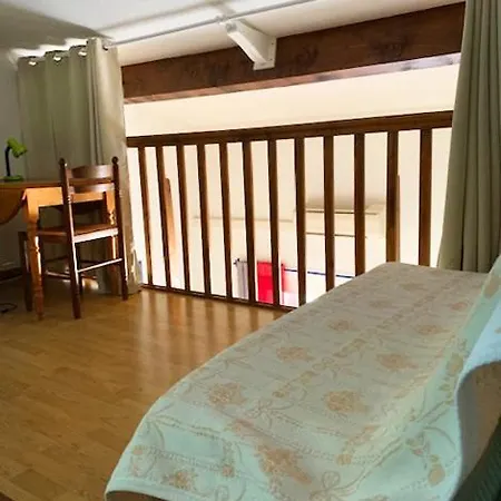 Sympathique Mitoyenne Dans Avec Piscine Et Parking A 450m De La Mer - Cap D'agde - Ref Samaria67 *