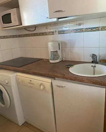 Sympathique Mitoyenne Dans Avec Piscine Et Parking A 450m De La Mer - Cap D'agde - Ref Samaria67 Villa